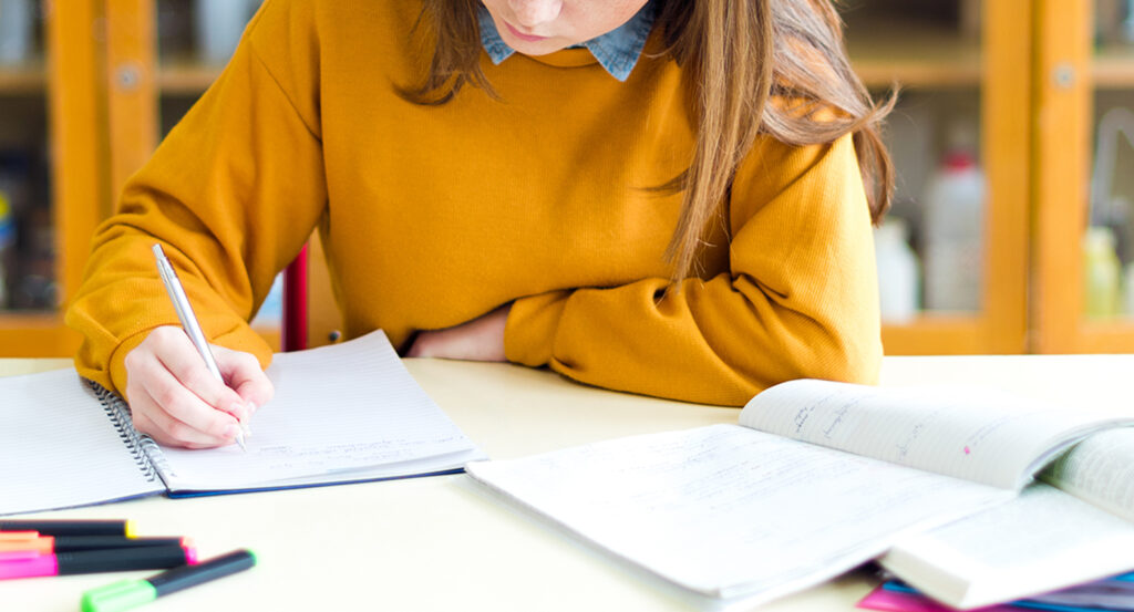 Top Reasons Students in the UK Choose Oxford Editors for Dissertation and Thesis Help